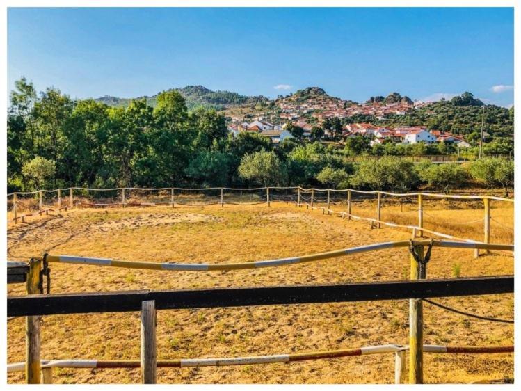 Casa Vinte & Cinco Alojamento Local Penha Garcia Kültér fotó